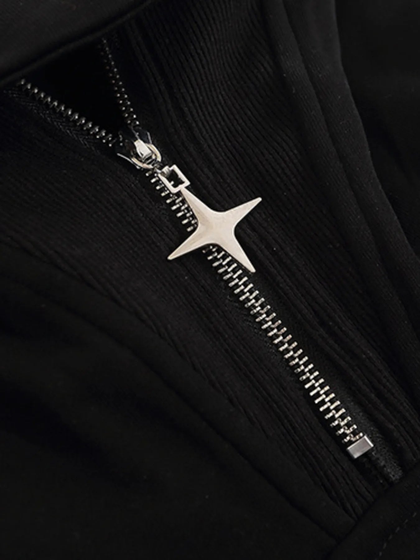 4103f6e6baf647e1a7d64f35bdeedb84-Max-Origin